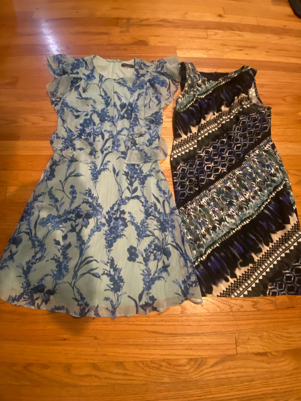 Set of petite size 8 dresses Tommy Hilfiger and connected